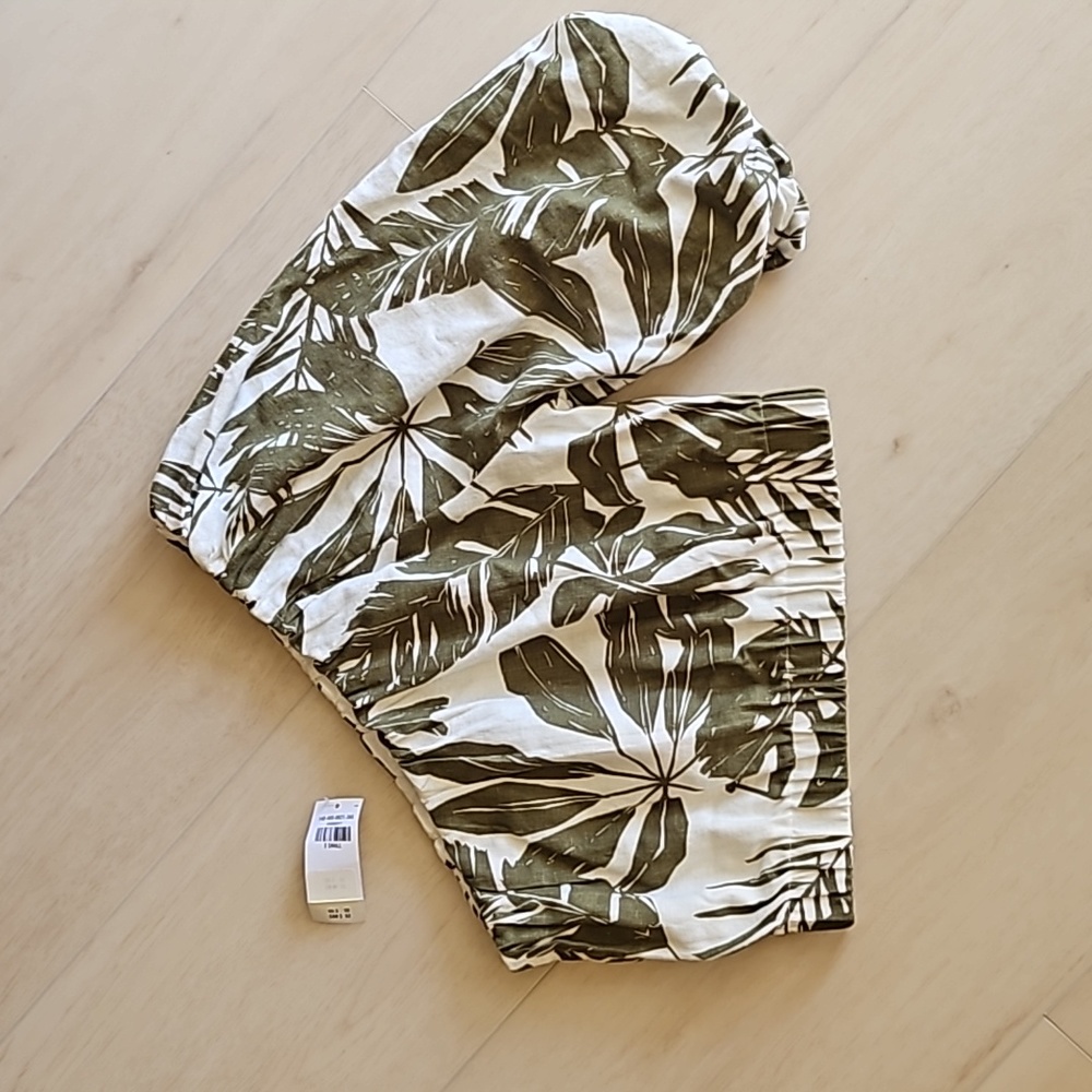 NWT Abercrombie one-shoulder linen blend top